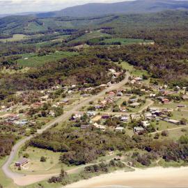 Aerial view of Mullaway, 1992-1994