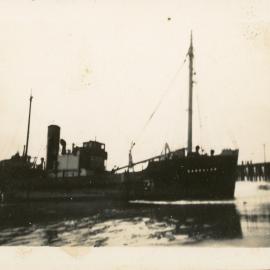 Steam ship Bangalow stranded on the northern end of Jetty Beach, 24 June 1950
