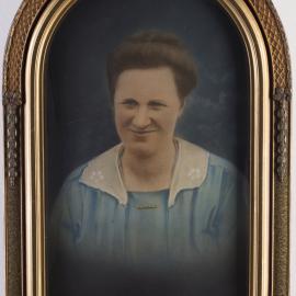 Clunie Bain Hoschke (nee Manson) 1884 - 1974