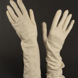 Pair of cream embroidered evening gloves