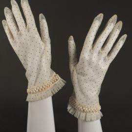 Pair of cream & blue hail spot gloves