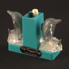 Souvenir Salt and Pepper Set