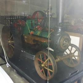 Model Traction Engine