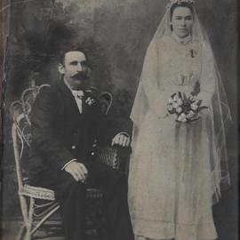 Wedding portrait of Alexander Porter & Jessie Herd, 1902