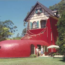 The 'shoe house', Storyland Gardens, mid-1980s
