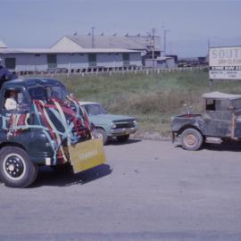 Council sewerage float at Coffs Jetty, 1964