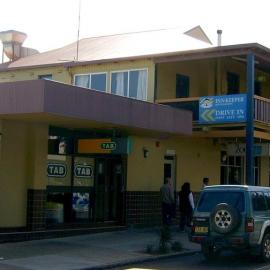 Sawtell Hotel, First Avenue, Sawtell, 2007