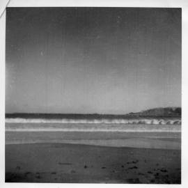 The northern breakwall linking Muttonbird Island to the mainland, c.1960
