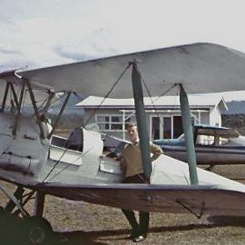 De Havilland Tiger Moth & Cessna 150, 1964
