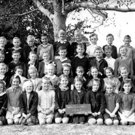 Woolgoolga Primary School second and third classes, 1947