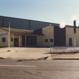 Bellbowrie Motors at 184 Orlando Street in Coffs Harbour, 1990s