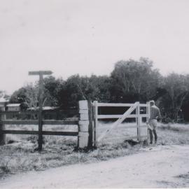  Tick Gate Red Rock 1950s