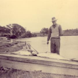 Clive Rudder & Boat Red Rock 1940