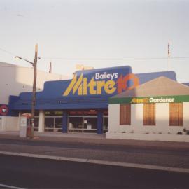Baileys Mitre 10, Pacific Highway, Coffs Harbour, 1990s