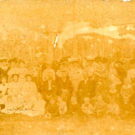Outdoor group portrait, early 1900s