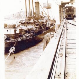 T. S. S. Coombar loading, 1924