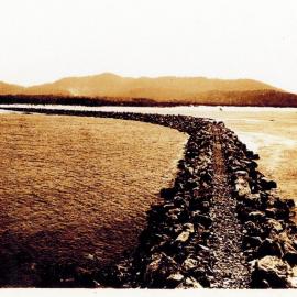 The just completed northern breakwall, 1924