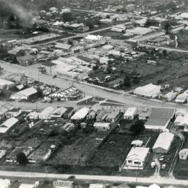 Aerial view of ANZAC Park, 1950s