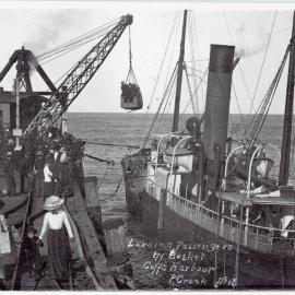 Landing by basket at Coffs Jetty, c.1908
