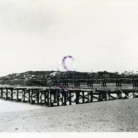 Beacon Hill and bridges over Coffs Creek