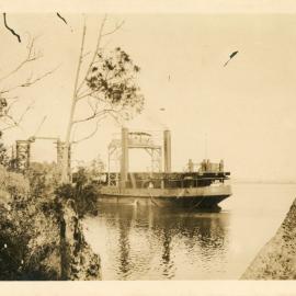 Dredge, c.1910