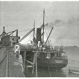 The SS Yulgilbar at Coffs Jetty c.1920