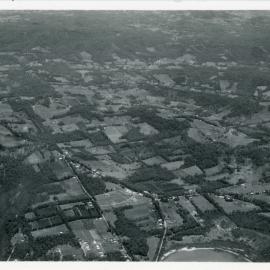 A flight between Coffs Harbour and Sydney, 21 December 1949