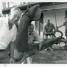 Securing the anchor at the original Regional Museum, 6 October 1994