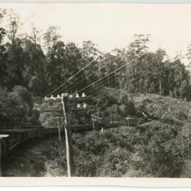 A train follows the contours of Red Hill, 4 August 1936