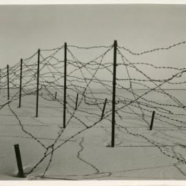 Barbed wire protection on Park Beach, c.1943