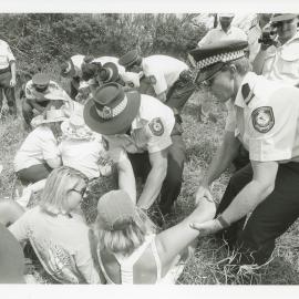 Police arrest protestors at the Look-At-Me-Now outfall protest, November 1991