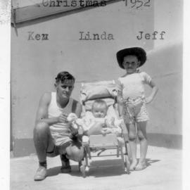 Kevern Hobman with his children Linda and Jeff on South Solitary Island, Christmas 1952