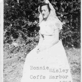 Bonnie Wisley in wedding dress and veil, 1953