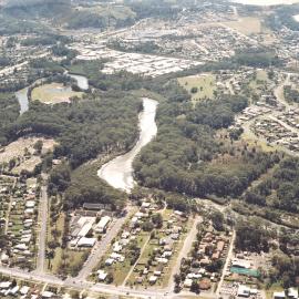 Aerial view of the Historic Cemetery and Coffs Creek, August 1990