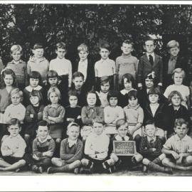 Coffs Harbour Kindergarten class, 1936