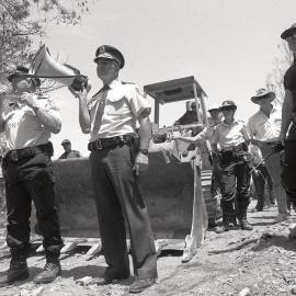 Police undertake crowd control, November 1991