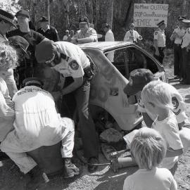 Extracting a protestor, late 1991