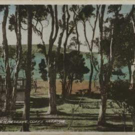 Park Beach Reserve and rotunda