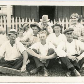 Gardiner family cricket team, 1923