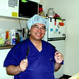 Orthopaedic Surgeon Doctor Ian Chan at Baringa Private Hospital, 2006