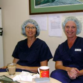 Theatre Sisters Joy Walsh and Amanda Pennell at Baringa Private Hospital, 2006