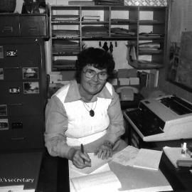 Joan Smith at the old Coffs Harbour Hospital, 1985