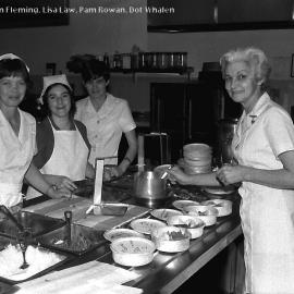 Kitchen staff at the old Coffs Harbour Hospital, 1985
