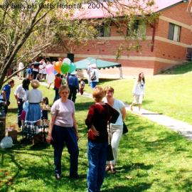 Farewell fete in the gardens of the old Coffs Harbour Hospital, 2001