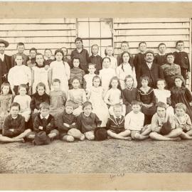 Coffs Harbour Public School class, early 1900s