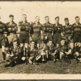 The Coffs Harbour Rugby League team with the Banana Growers Cup, c.1936