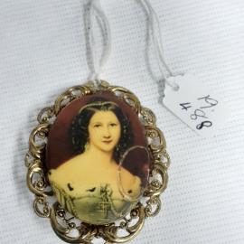 Brooch