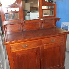Sideboard