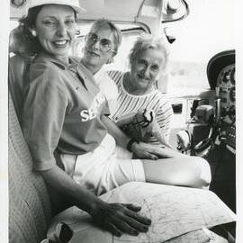 Retracing historic flight, 1991