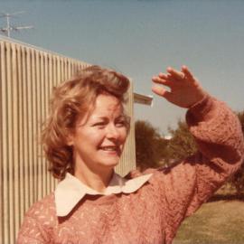 Aviator Maureen Backhouse at the Coffs Harbour Aero Club, 1980